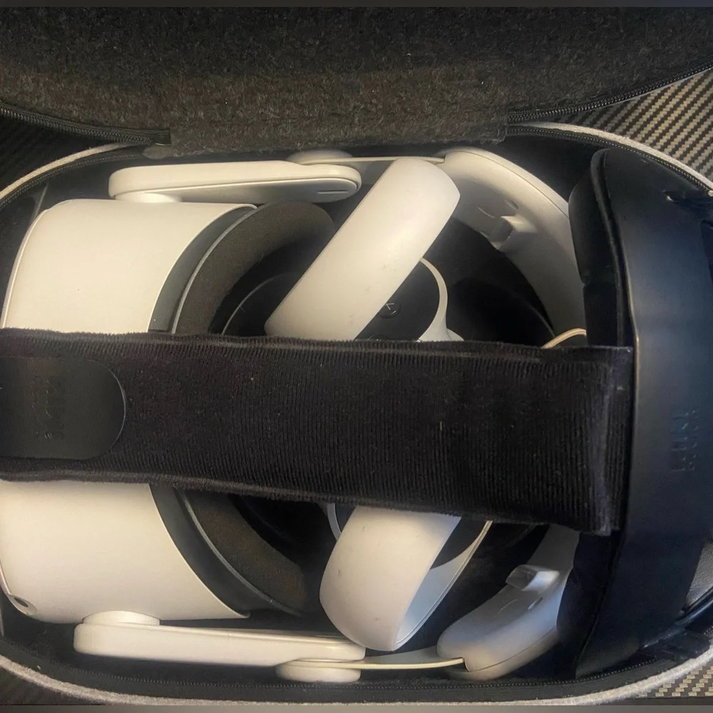 Oculus Quest - 2